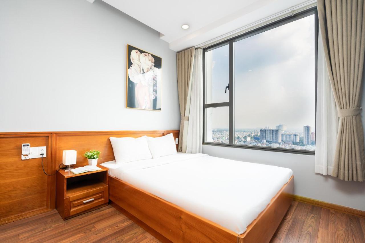 Infinity Pool Signature - Saigon Rivergate Хошимин Екстериор снимка