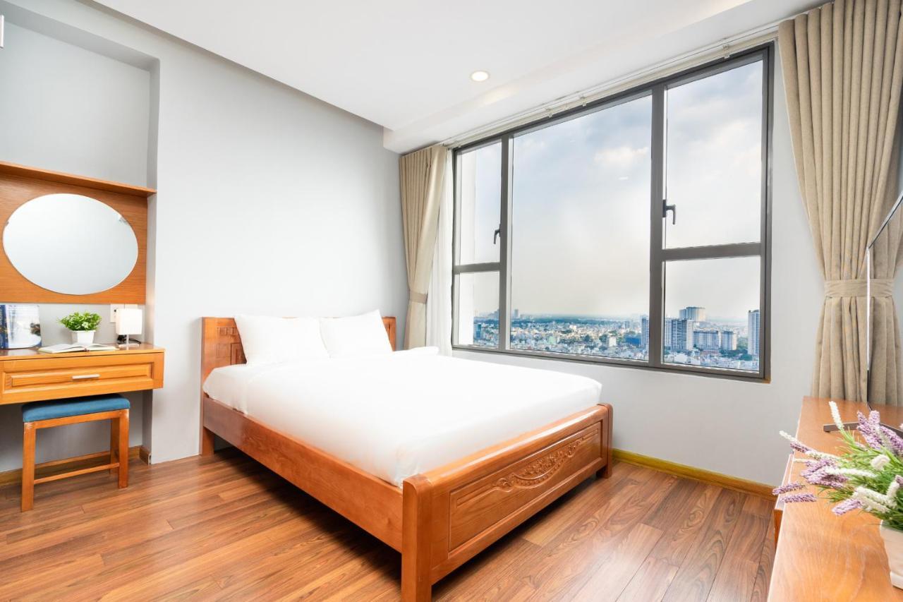 Infinity Pool Signature - Saigon Rivergate Хошимин Екстериор снимка